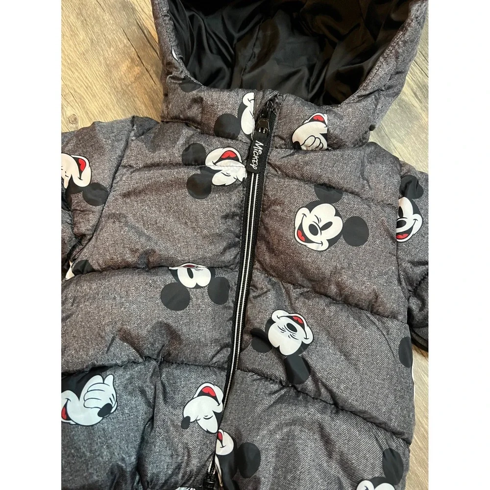H&M Disney Mickey Mouse Puffer Jacket Size 6 month Disneyland Removable Hood‎